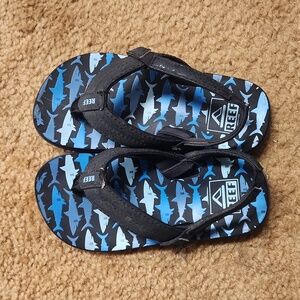 Reef flip flops little kids size 9